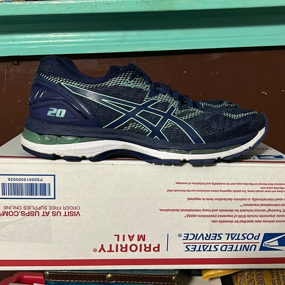 ASICS Gel-Nimbus 20 Running Shoes